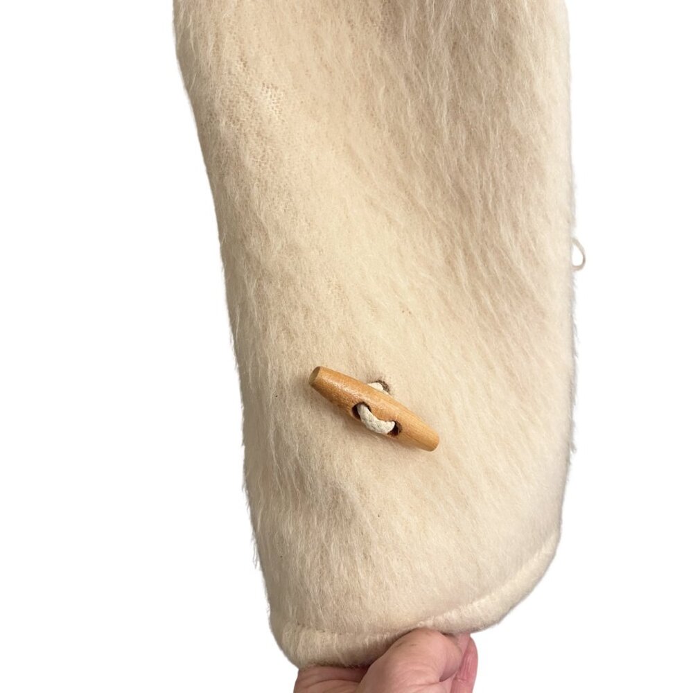 VTG I.Magnin Cream Color Preppy Mohair Coat USA Union Made 1960s Wood Toggles - Picture 13 of 16